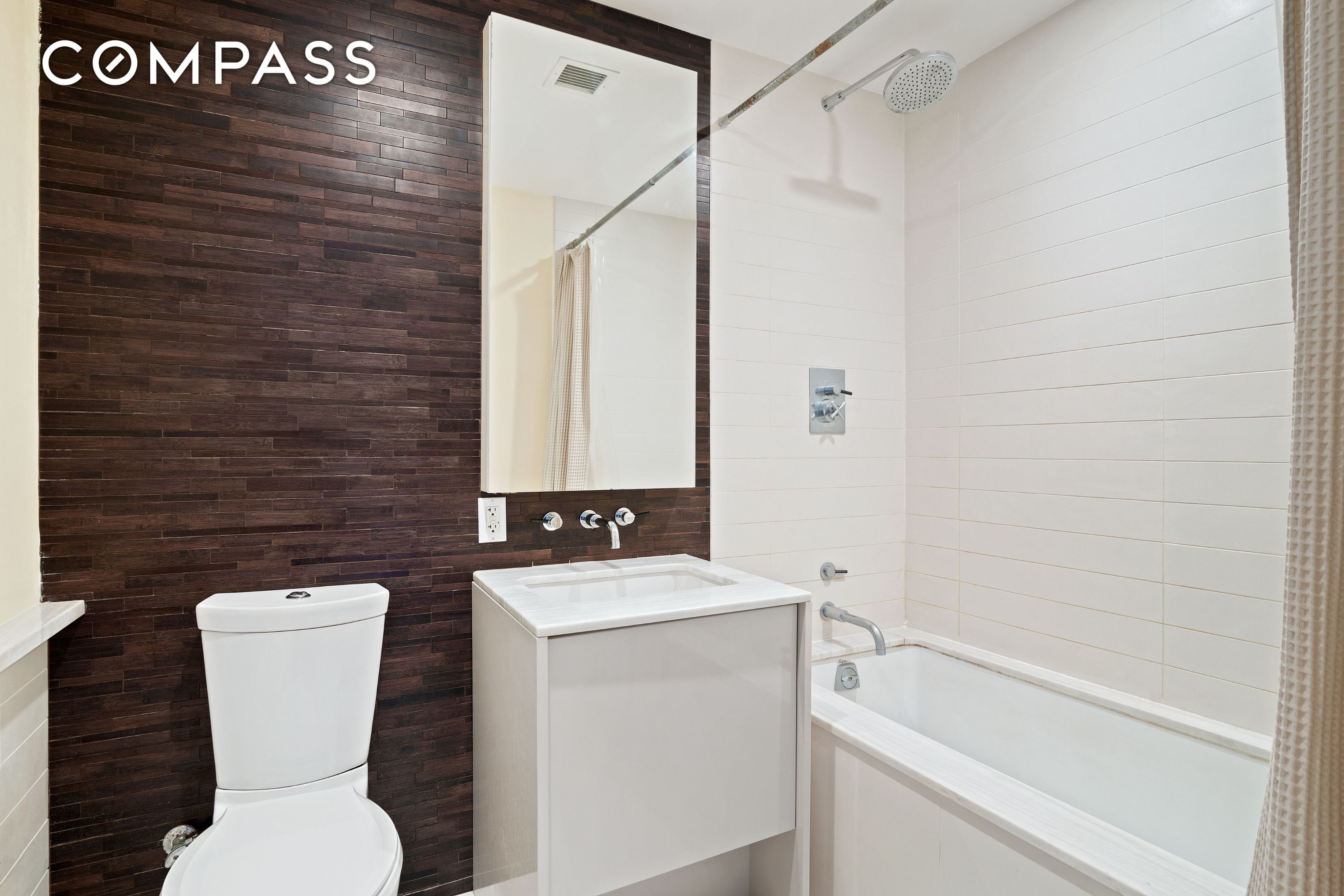 #7 photo, Brooklyn, Williamsburg , NY 11249