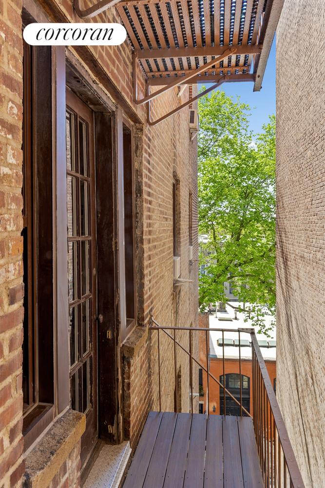 #13 photo, 76 REMSEN Street, Brooklyn Heights , NY 11201