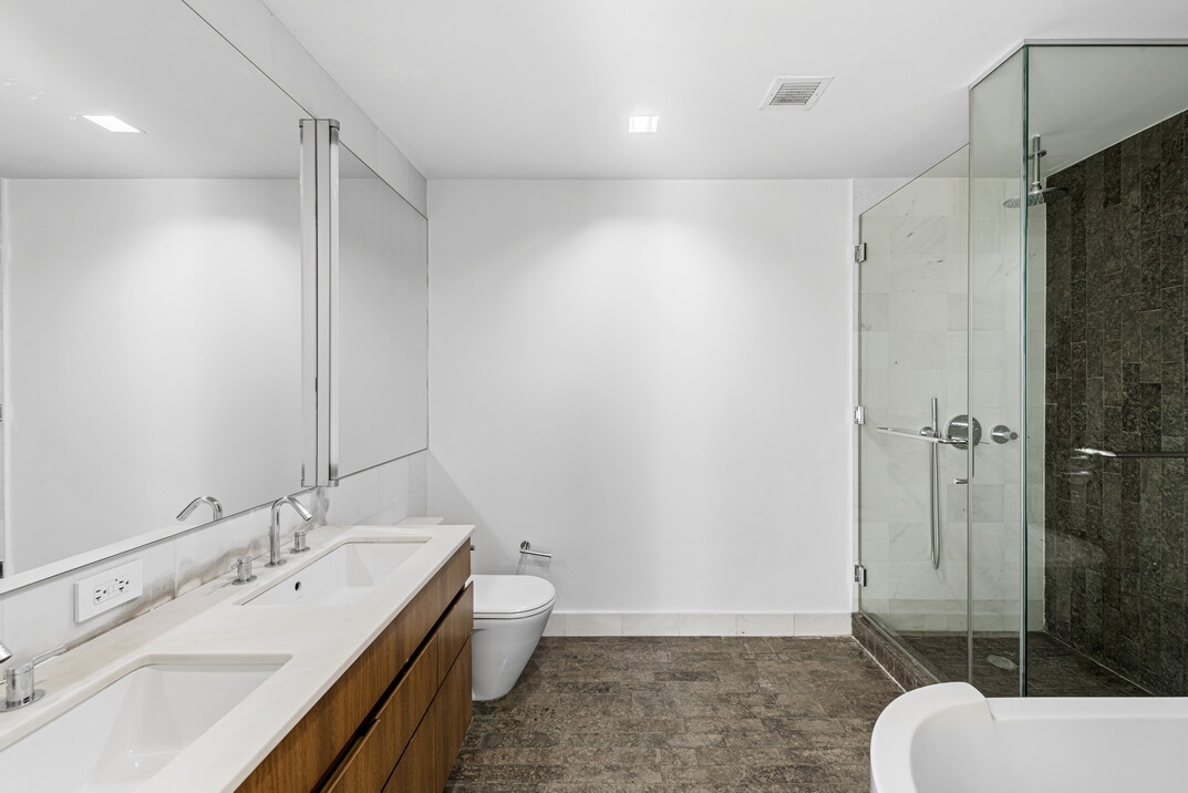 #6 photo, 447 W 18TH Street, Chelsea , NY 10011