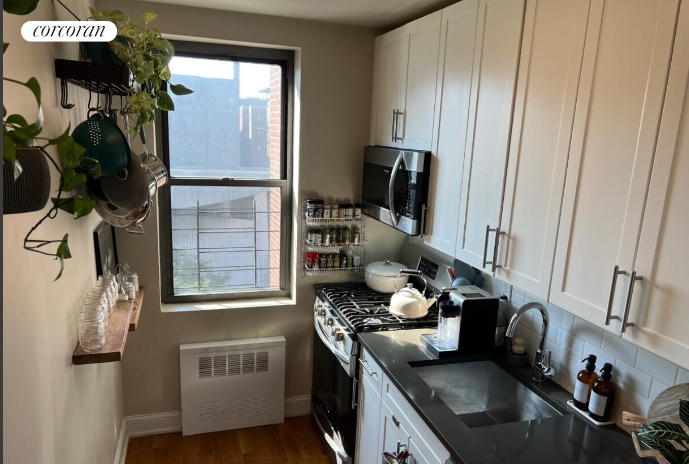 #5 photo, 441 CONVENT Avenue, מנהטן Hamilton Heights , NY 10031