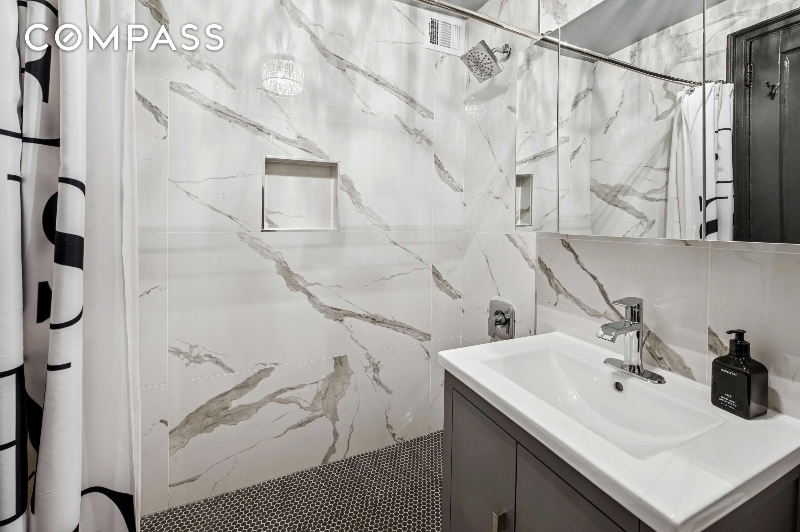 #10 photo, 235 W 102nd Street, 曼哈頓 上西城 Upper West Side , NY 10025