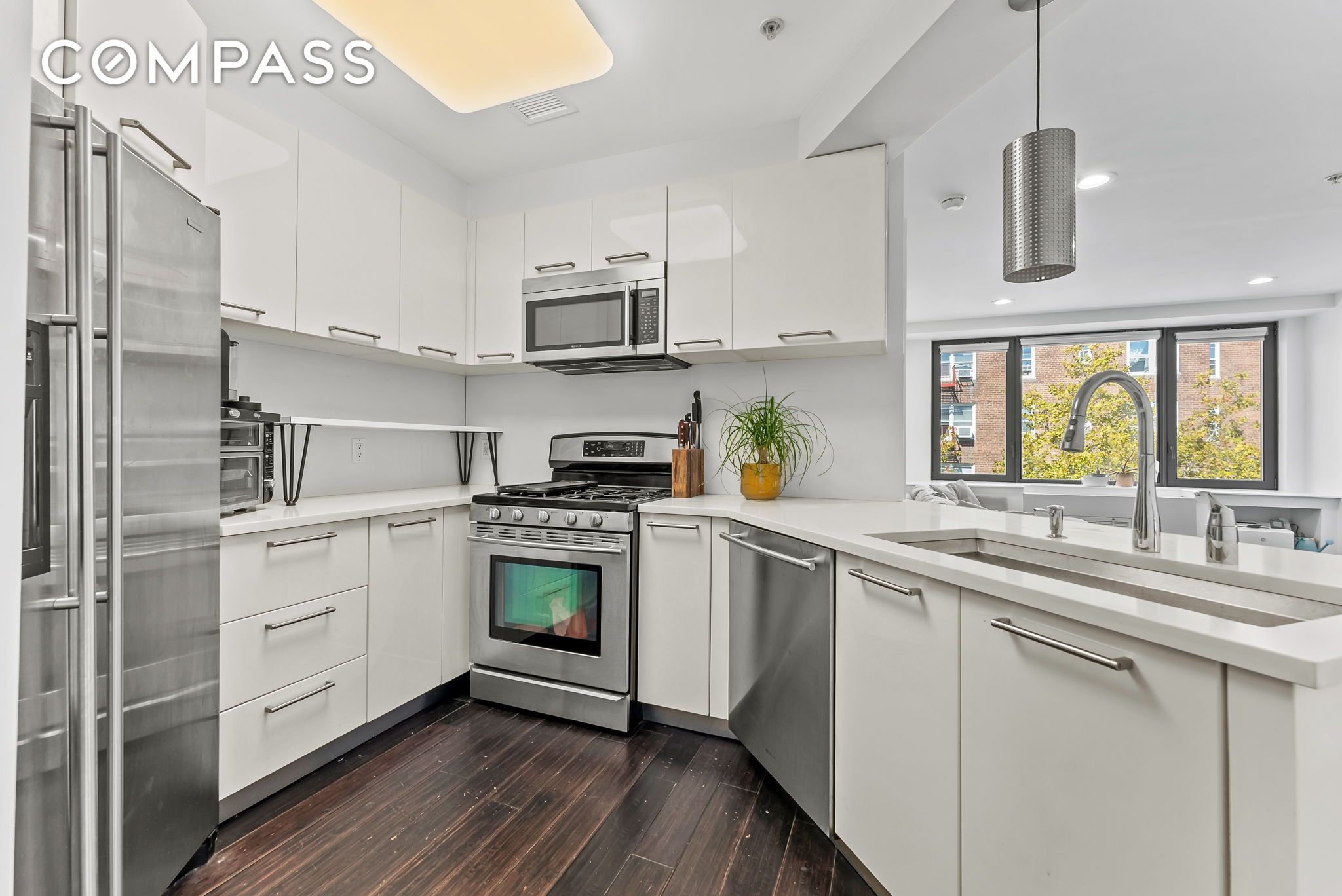 #6 photo, 64-05 Yellowstone Boulevard, Forest Hills , NY 11375