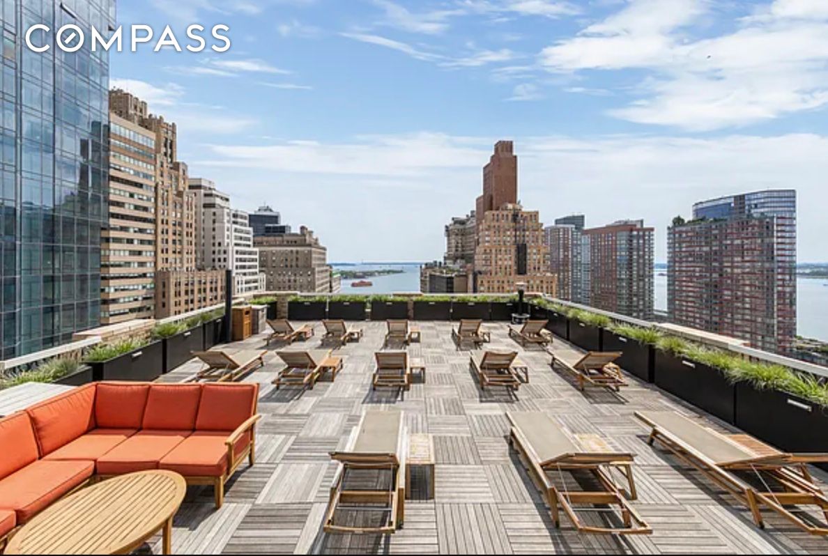 #8 photo, 88 Greenwich Street, Financial District , NY 10006