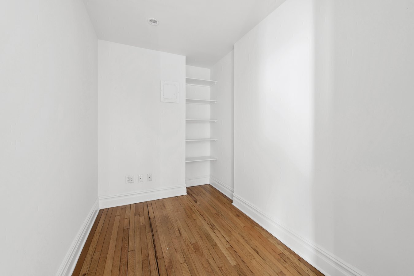 #8 photo, 54 Morton Street, West Village , NY 10014