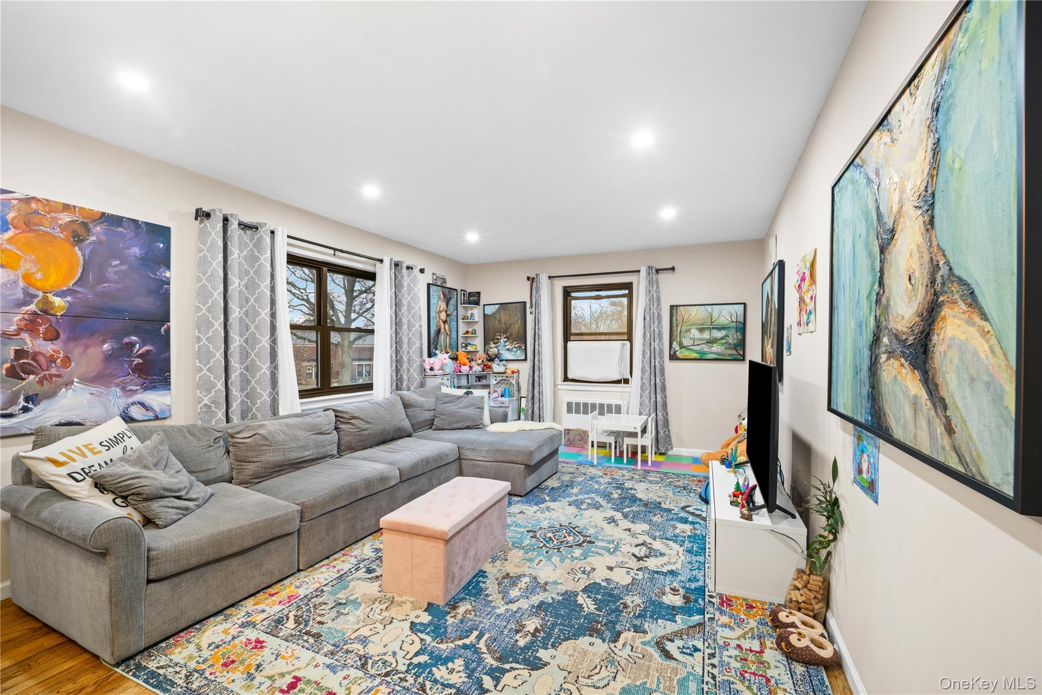 #6 photo, 73-19 220th Street, Bayside , NY 11364