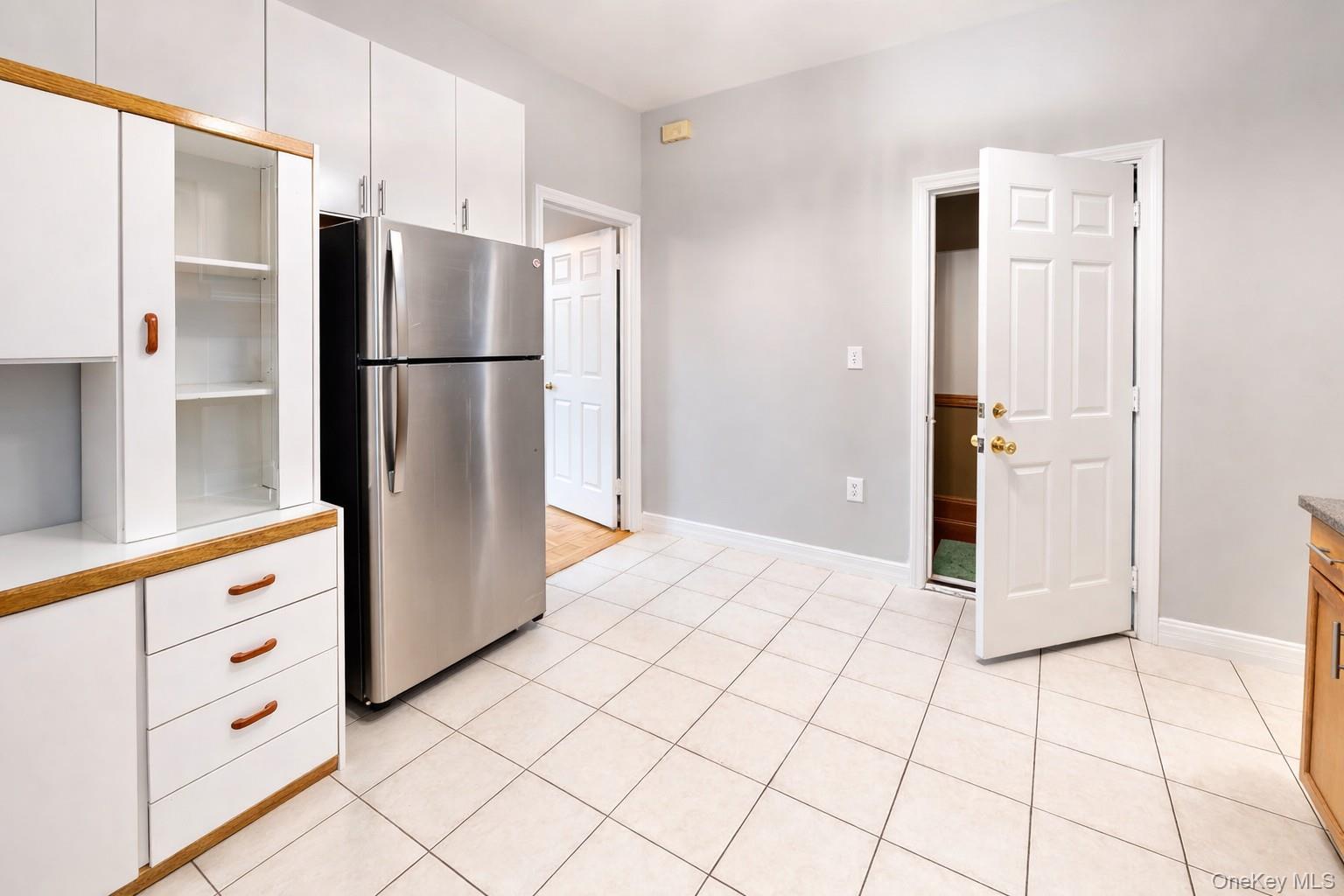 #2 photo, 787 Woodward Avenue, Ridgewood , NY 11385