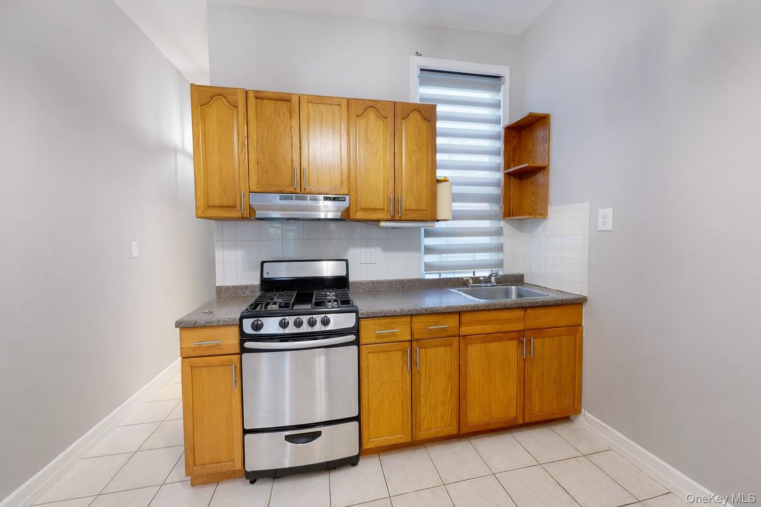 #3 photo, 787 Woodward Avenue, Ridgewood , NY 11385