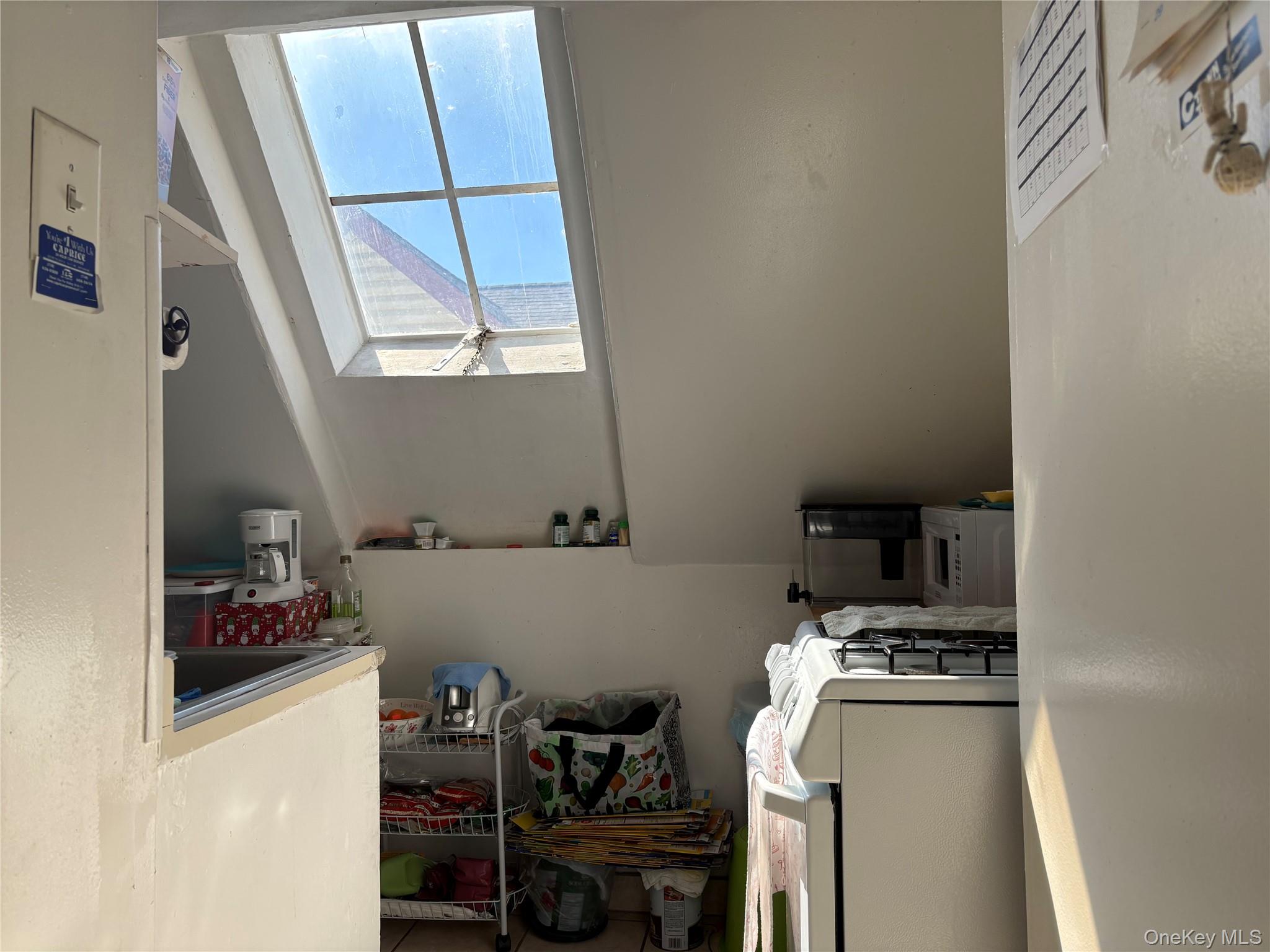 #13 photo, 8315 Pettit Avenue, Elmhurst , NY 11373