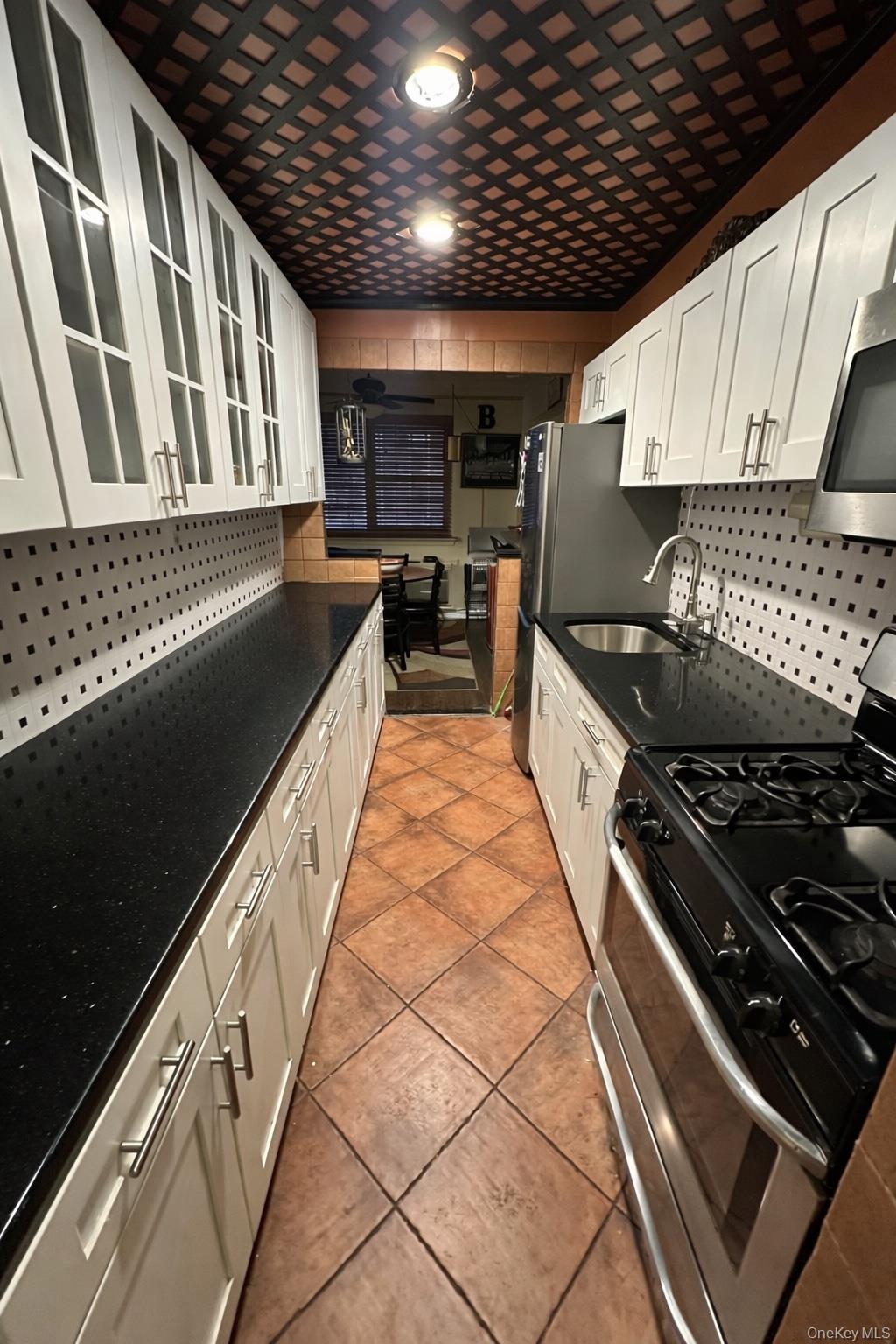 #2 photo, 153-25 88th Street, Куинс ‖ Howard Beach , NY 11414