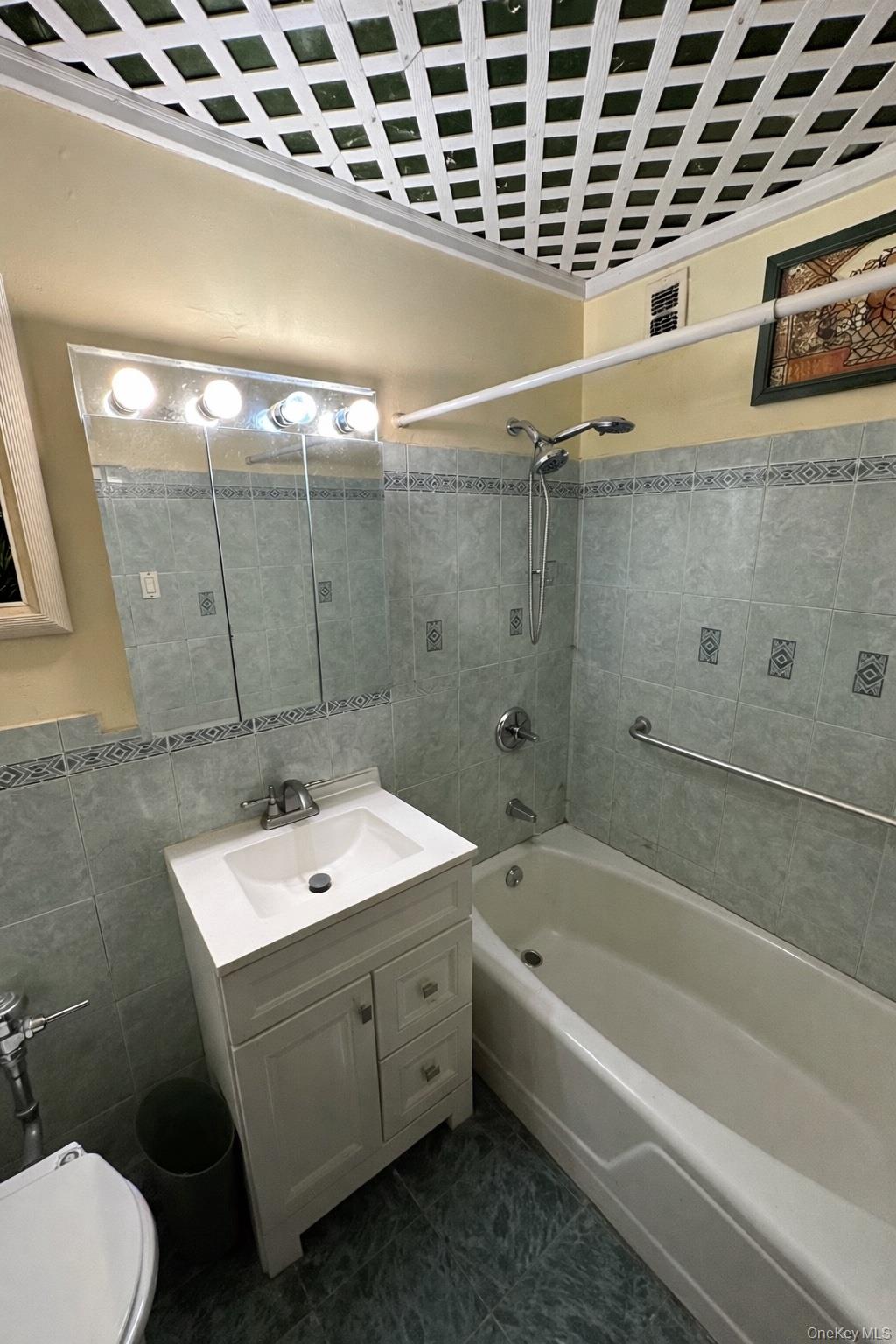 #3 photo, 153-25 88th Street, Куинс ‖ Howard Beach , NY 11414