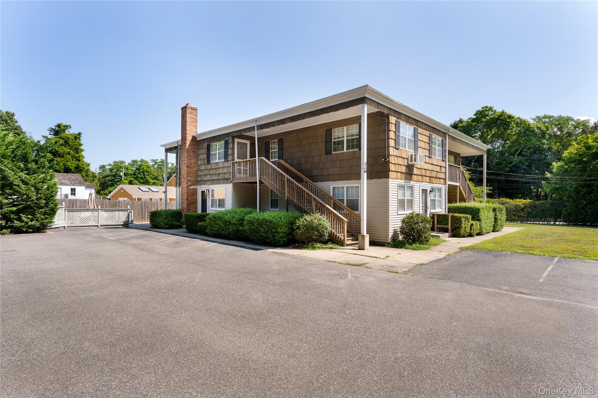 #6 photo, 40 Canoe Place Road, Hampton Bays , NY 11946