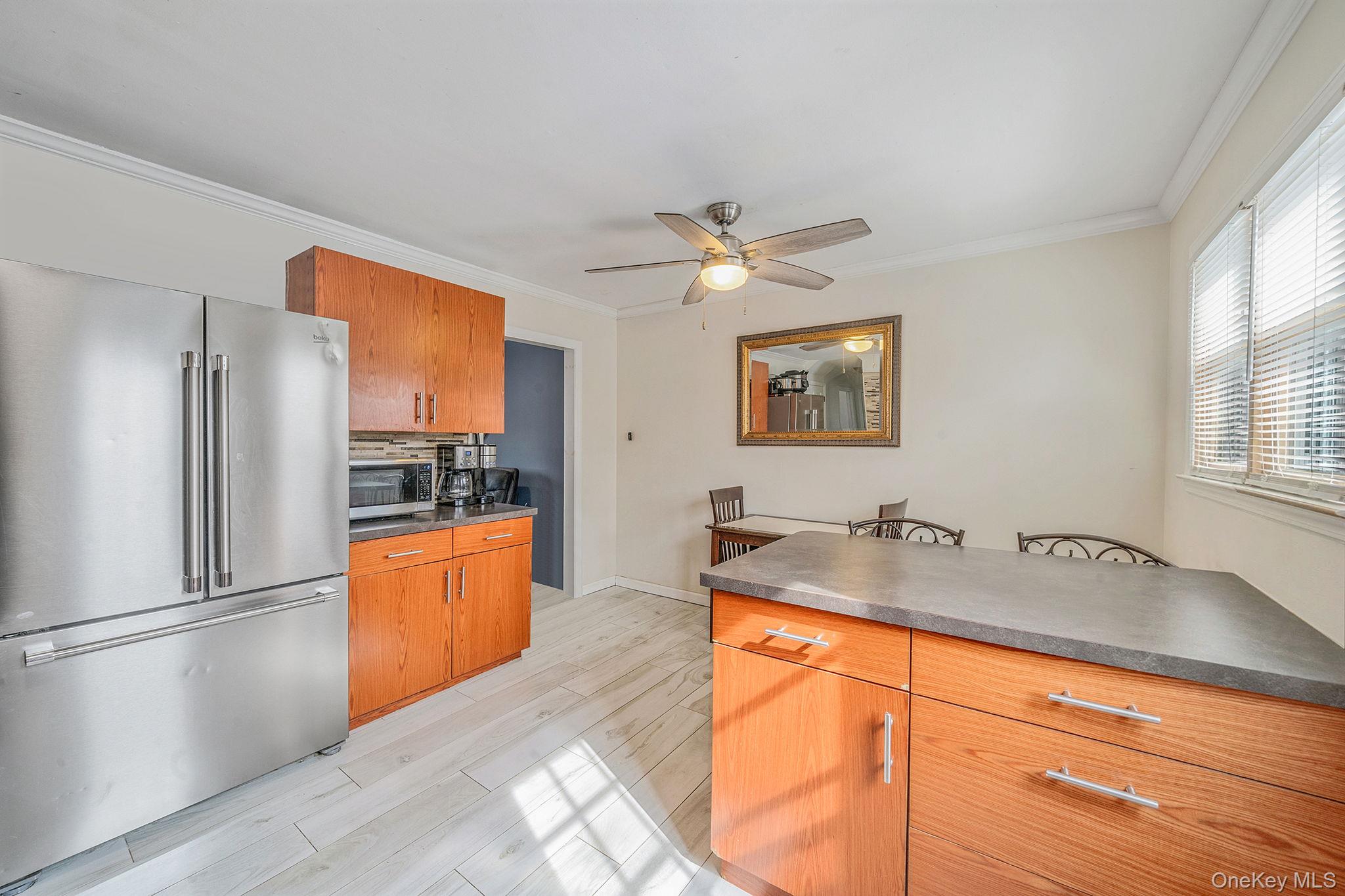 #8 photo, 24 Lantern Street, Huntington , NY 11743