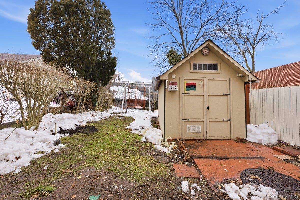 #18 photo, 10034 198th Street, קווינס Hollis , NY 11423