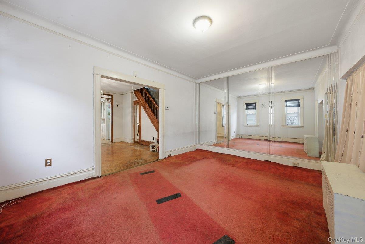 #4 photo, 10034 198th Street, קווינס Hollis , NY 11423