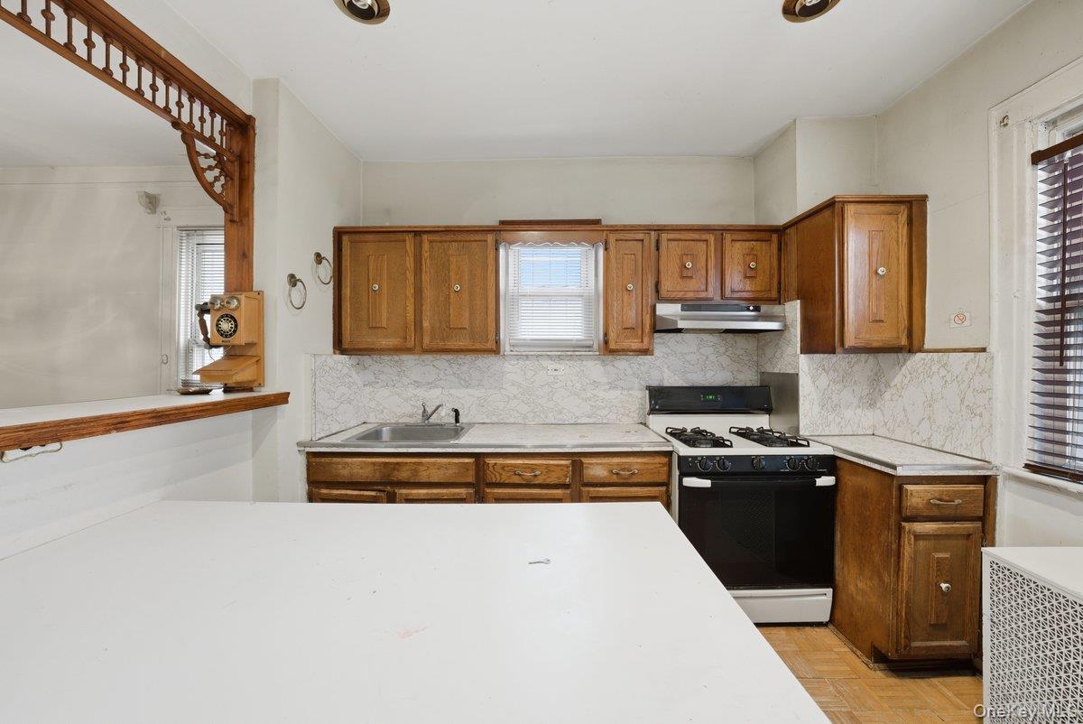 #7 photo, 10034 198th Street, קווינס Hollis , NY 11423