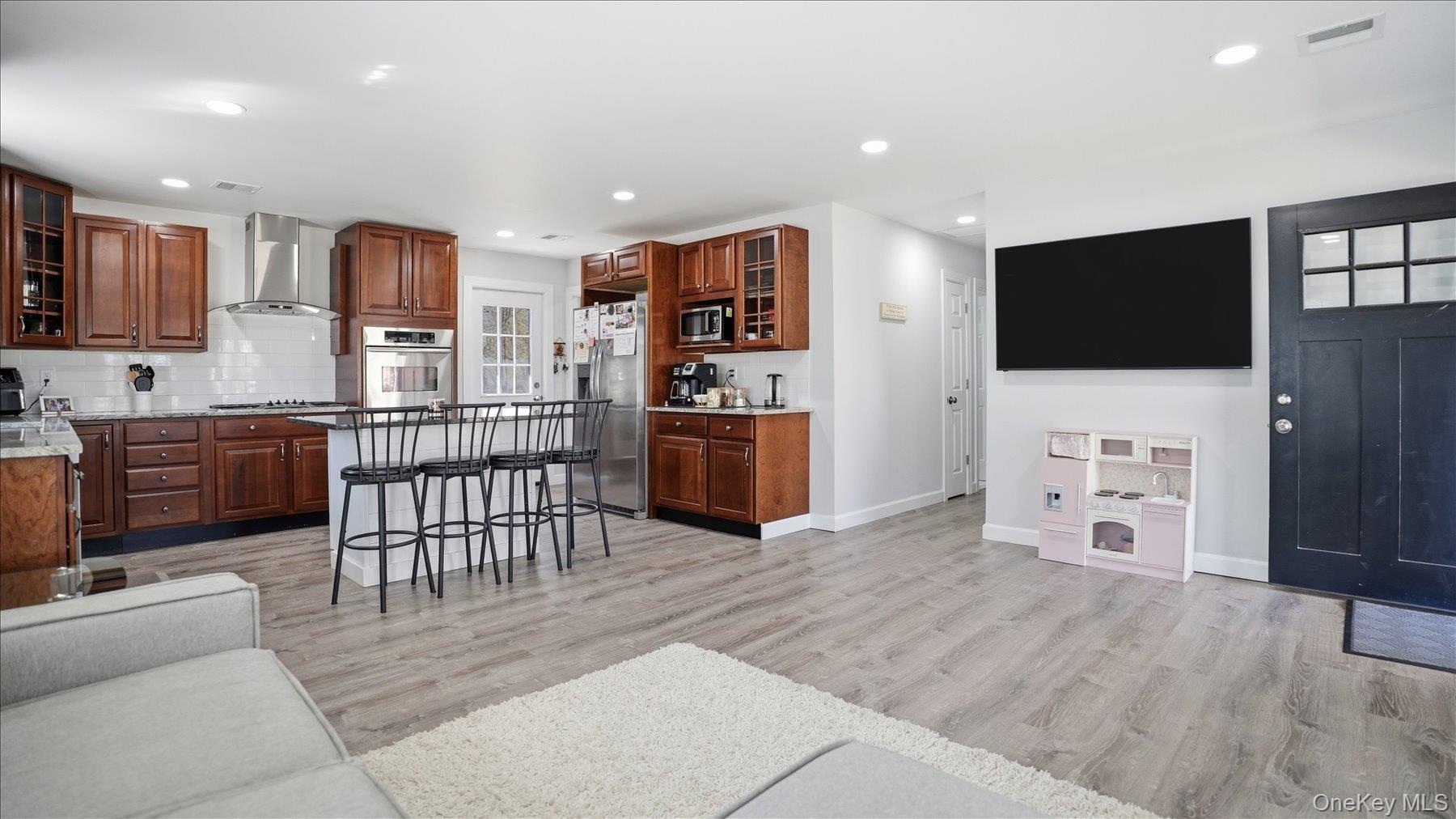 #13 photo, 130 Beaver Dam Road, Brookhaven , NY 11719