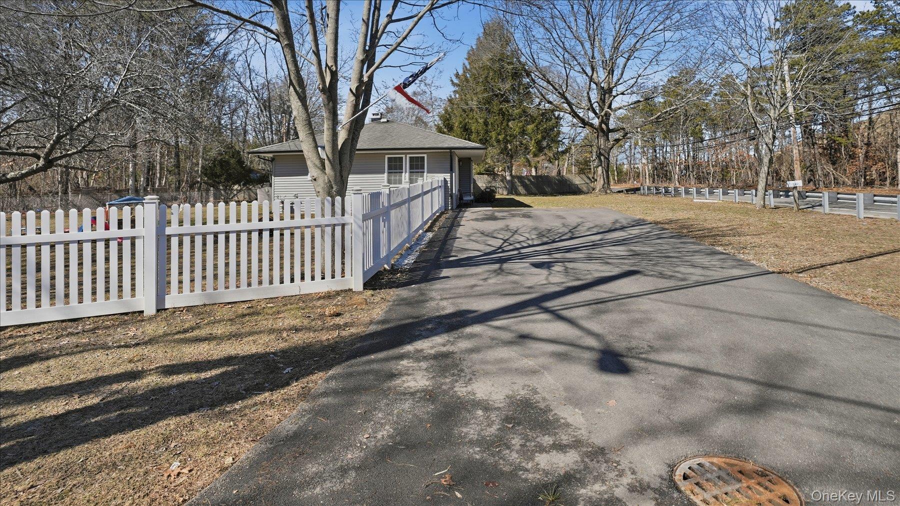 #5 photo, 130 Beaver Dam Road, Brookhaven , NY 11719