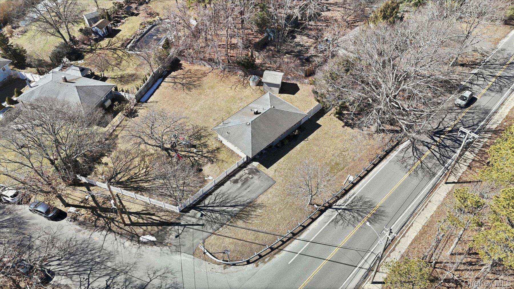 #7 photo, 130 Beaver Dam Road, Brookhaven , NY 11719