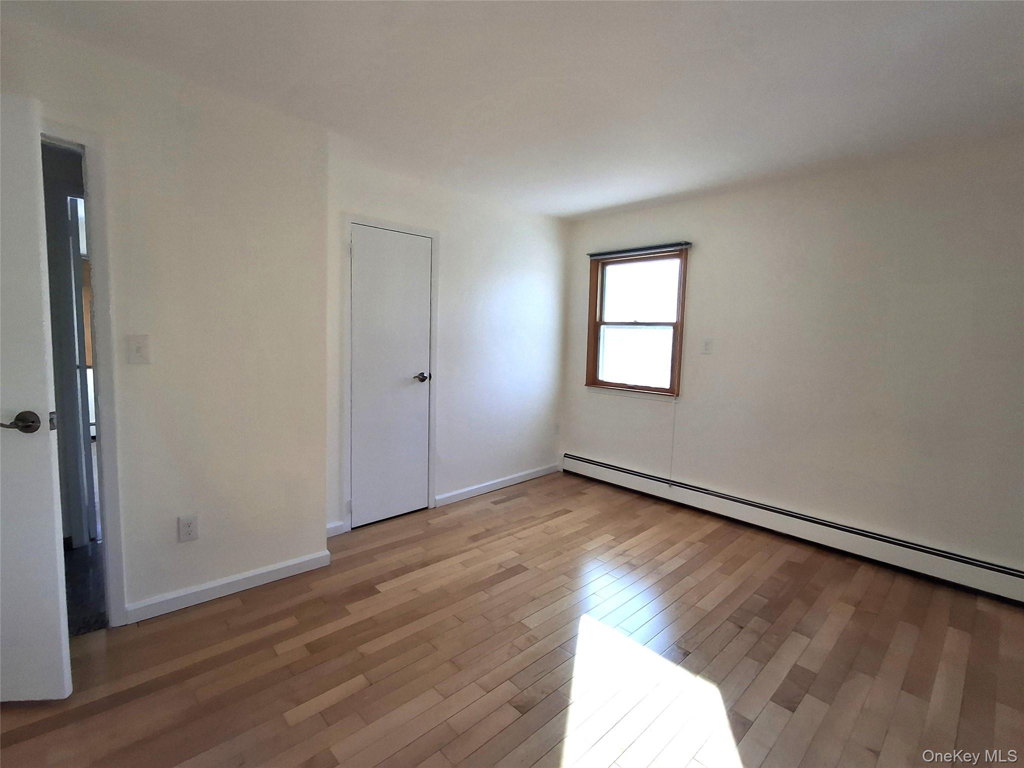 #18 photo, 342 Everard Street, 롱 아일랜드 Dix Hills , NY 11746