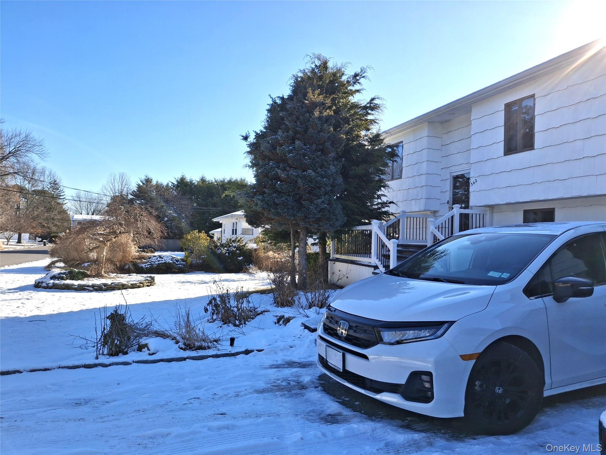 #4 photo, 342 Everard Street, 롱 아일랜드 Dix Hills , NY 11746