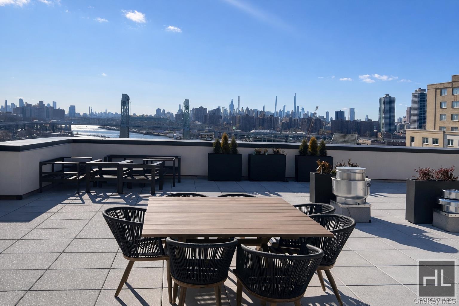 #11 photo, 91 Bruckner Boulevard, Bronx , NY 10454