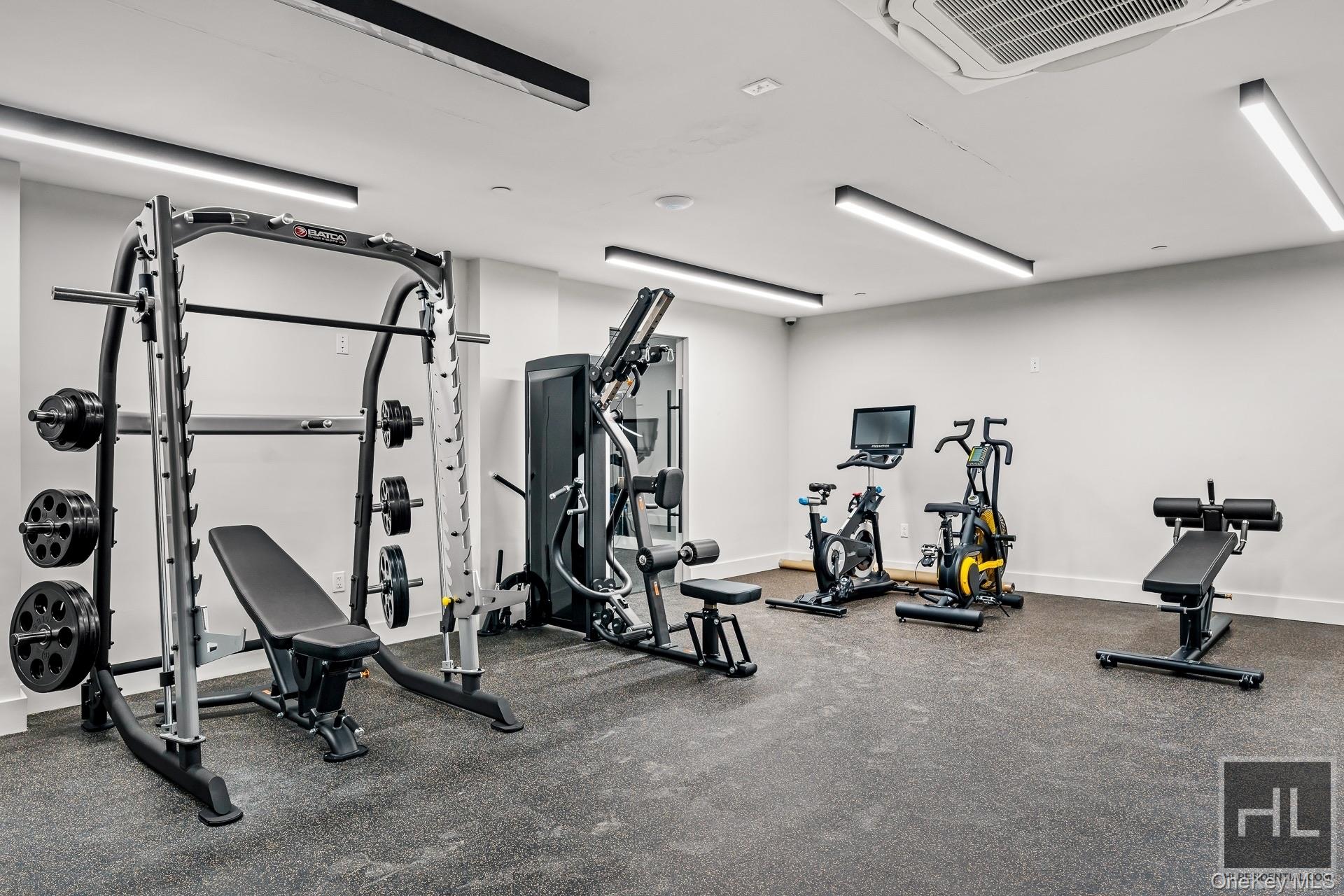 #8 photo, 91 Bruckner Boulevard, Bronx , NY 10454