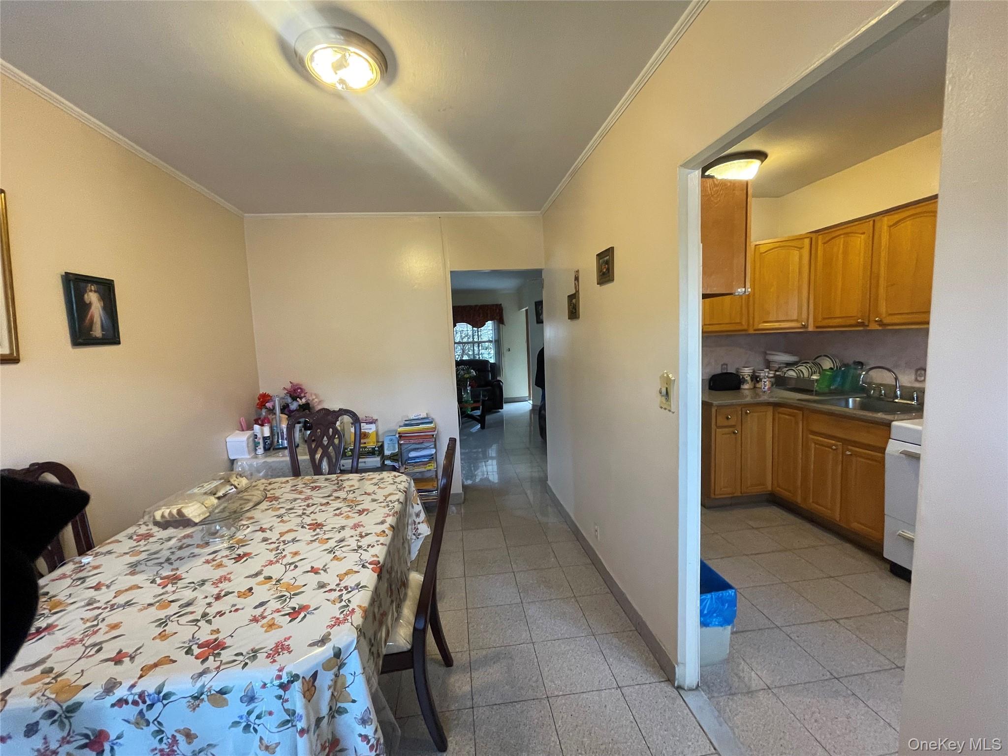 #13 photo, 111-83 41st Avenue, 皇后区 可乐娜 Corona , NY 11368