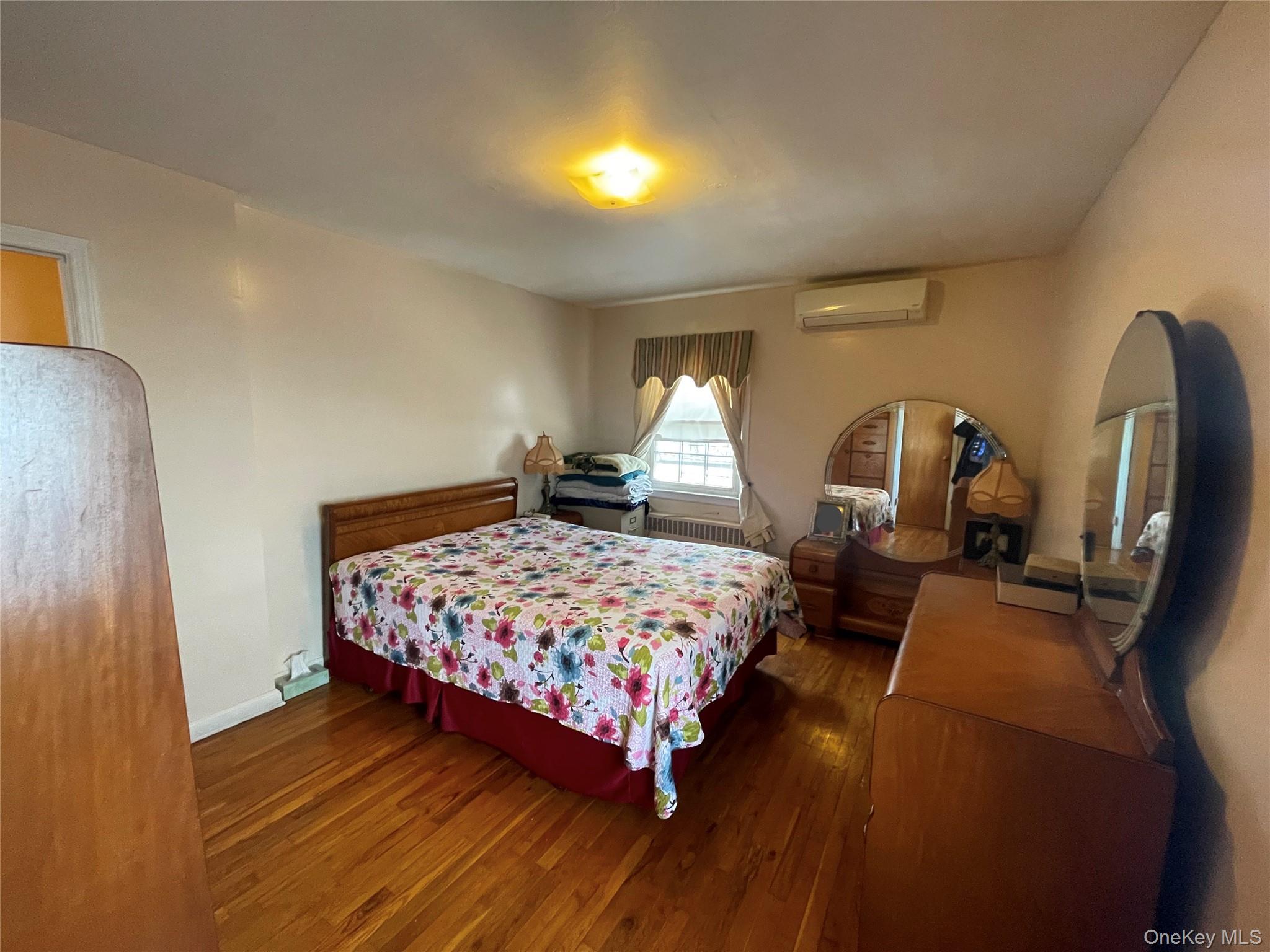 #18 photo, 111-83 41st Avenue, 皇后区 可乐娜 Corona , NY 11368