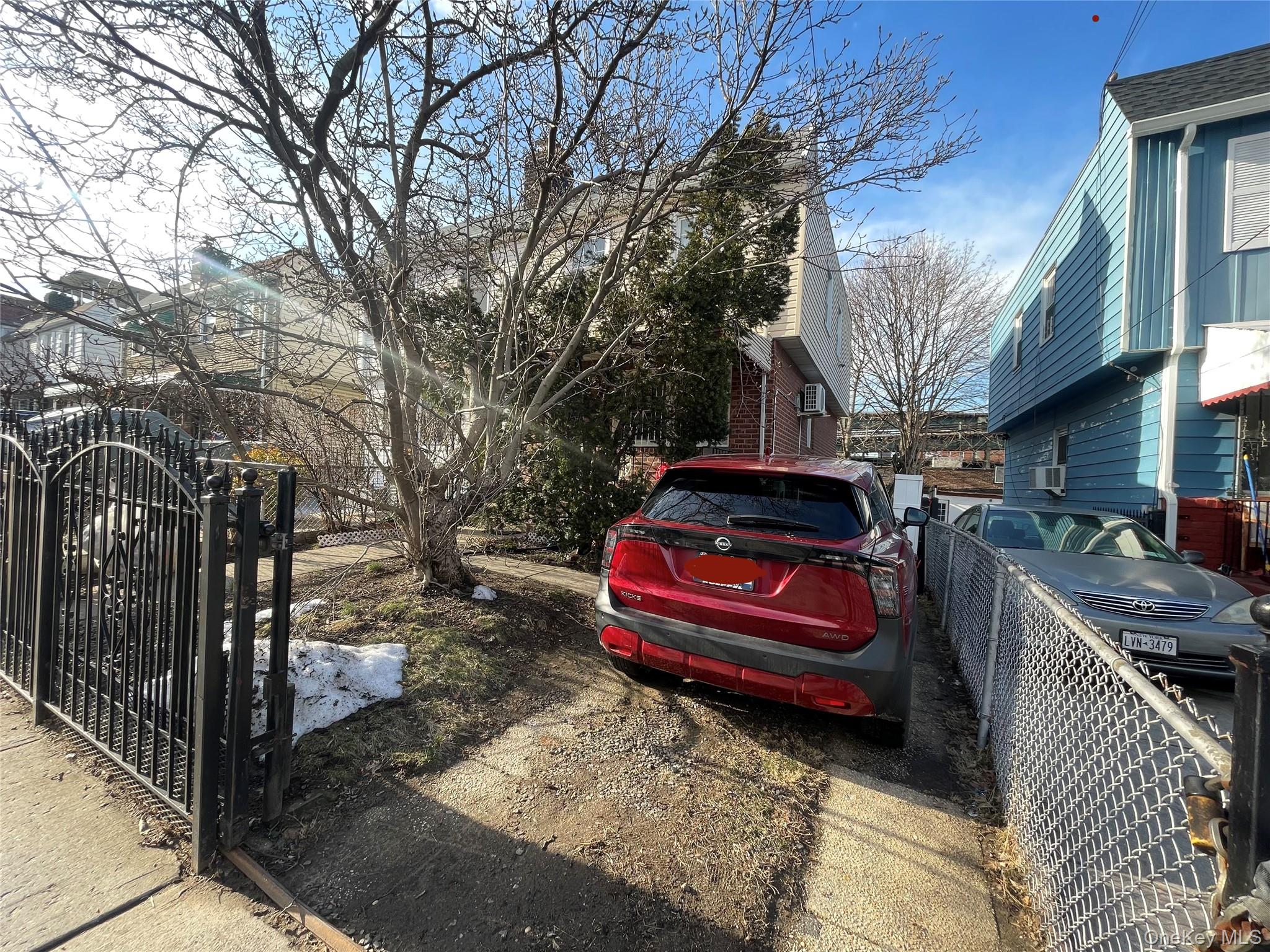 #2 photo, 111-83 41st Avenue, 뉴욕퀸즈 Corona , NY 11368