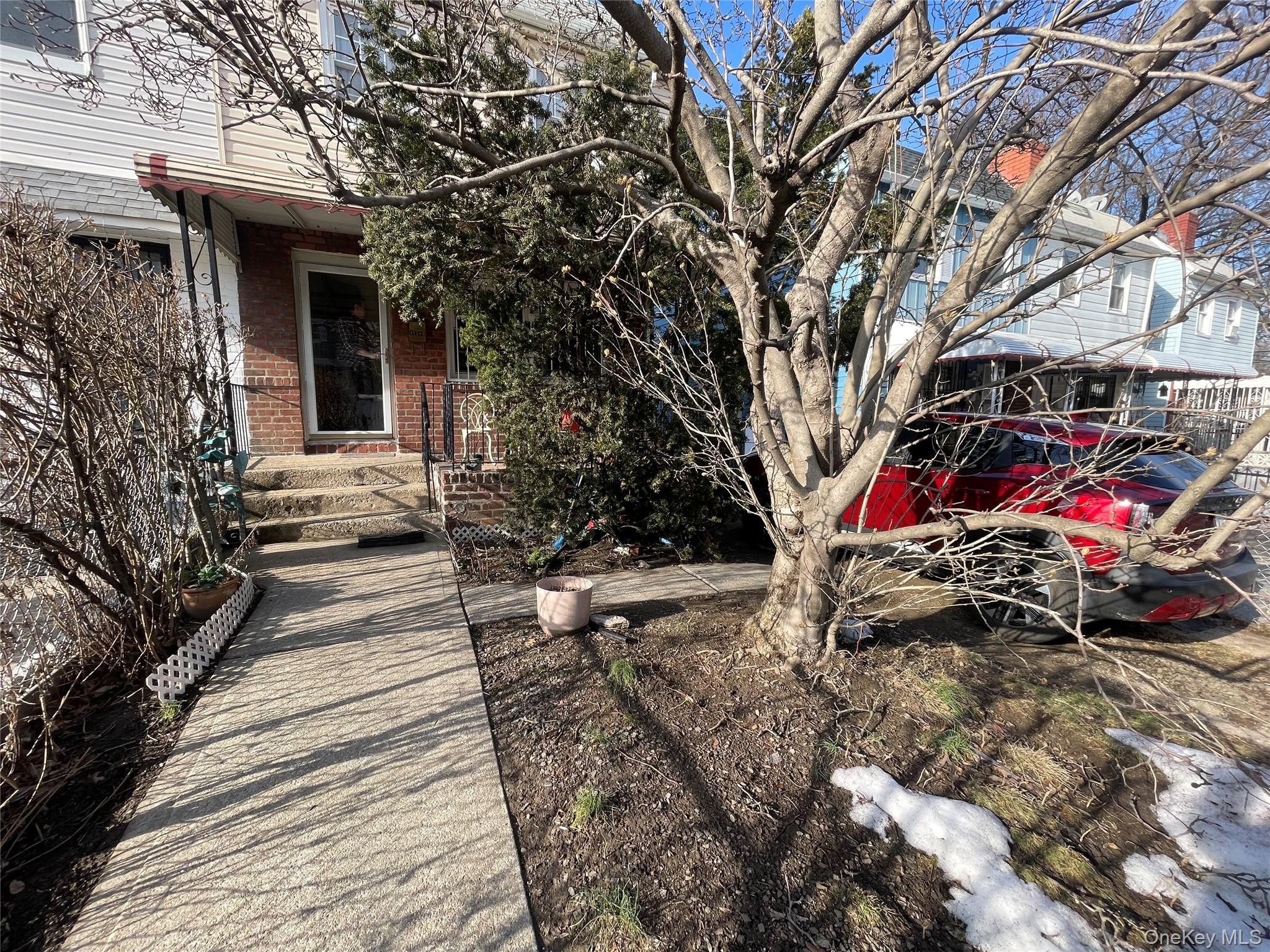 #4 photo, 111-83 41st Avenue, 뉴욕퀸즈 Corona , NY 11368