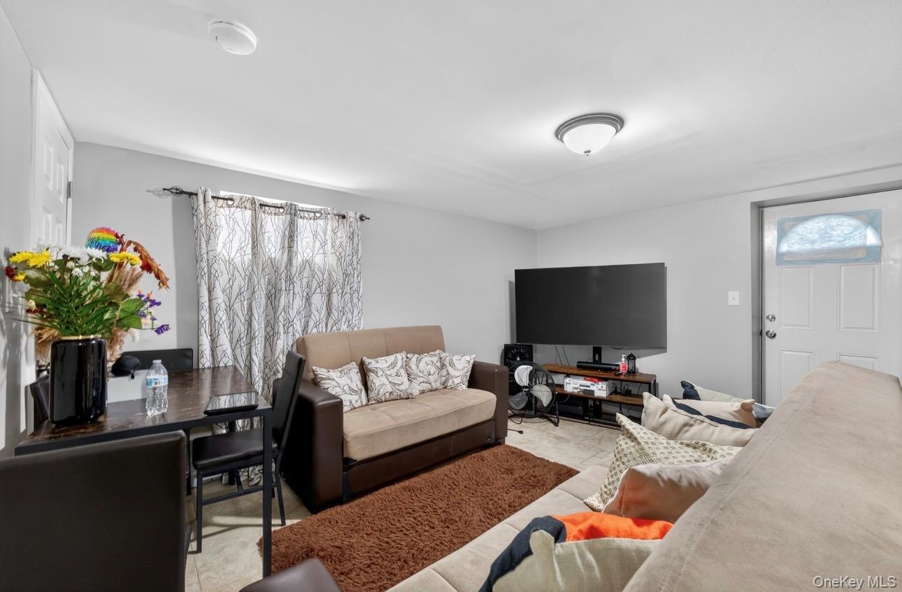 #12 photo, 16911 140th Avenue, Jamaica , NY 11434