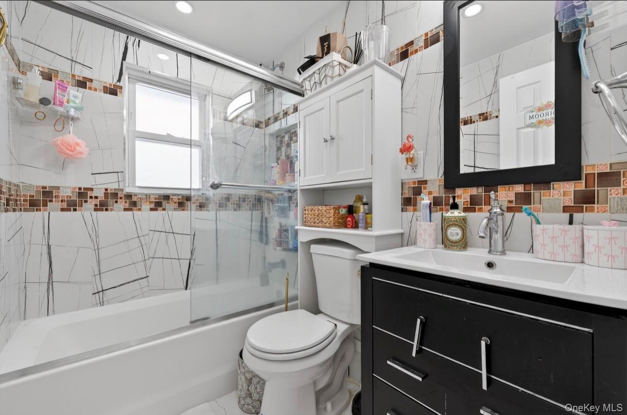 #4 photo, 16911 140th Avenue, Jamaica , NY 11434