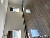 #4 photo, 5 Oceanview Avenue, 长岛 Valley Stream , NY 11581