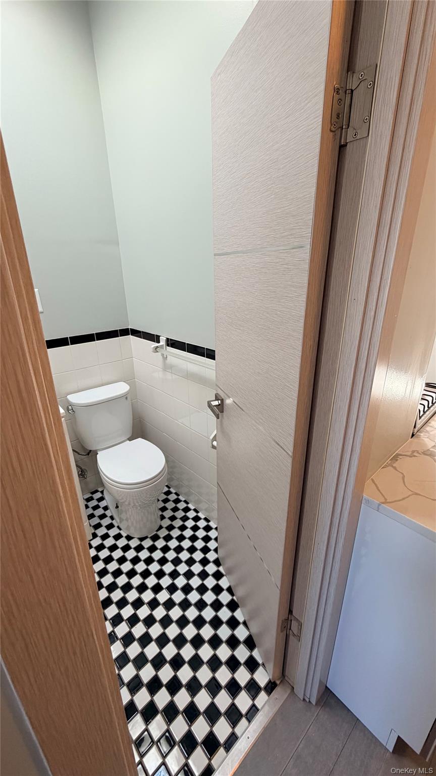 #6 photo, 9716 Metropolitan Avenue, Forest Hills , NY 11375