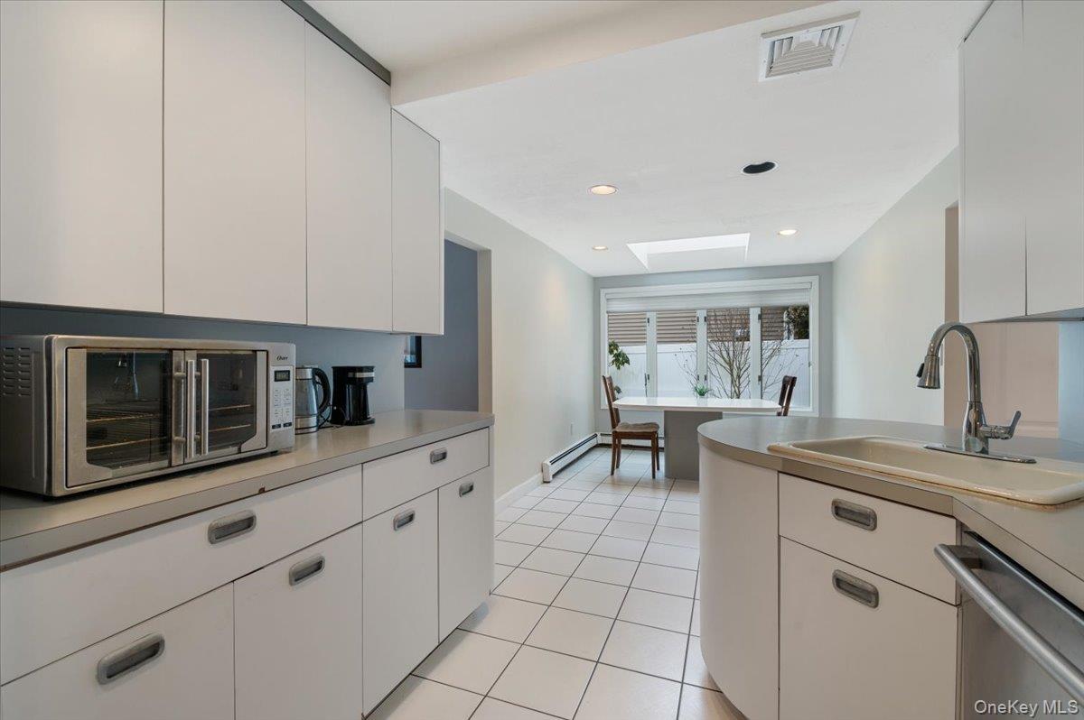 #8 photo, 8 Sagamore Way, Jericho , NY 11753