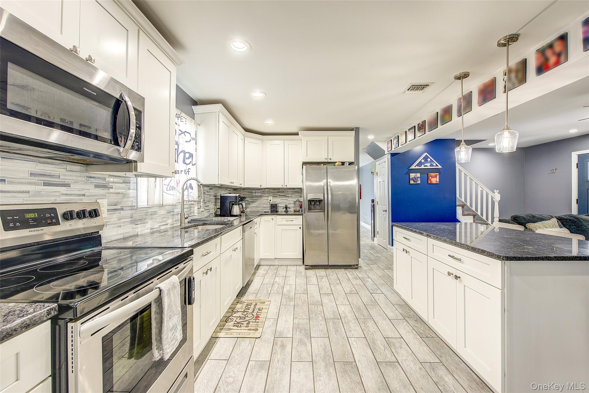 #11 photo, 1031 Jefferson Street, Baldwin , NY 11510