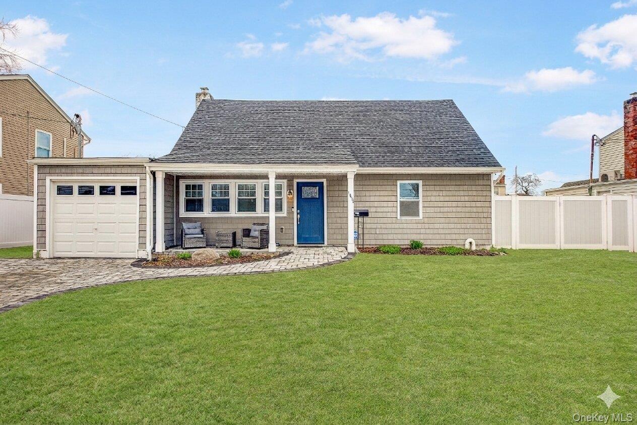 #2 photo, 1031 Jefferson Street, Baldwin , NY 11510