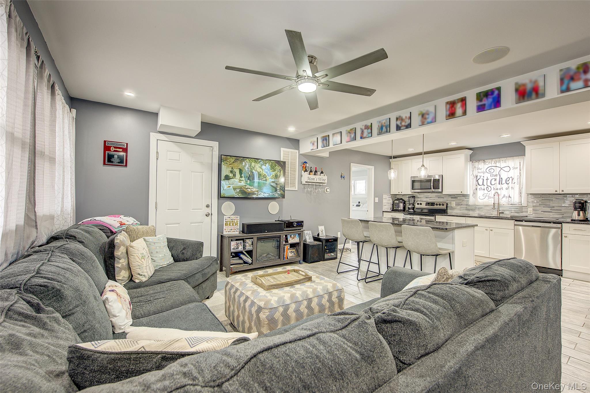 #5 photo, 1031 Jefferson Street, Baldwin , NY 11510