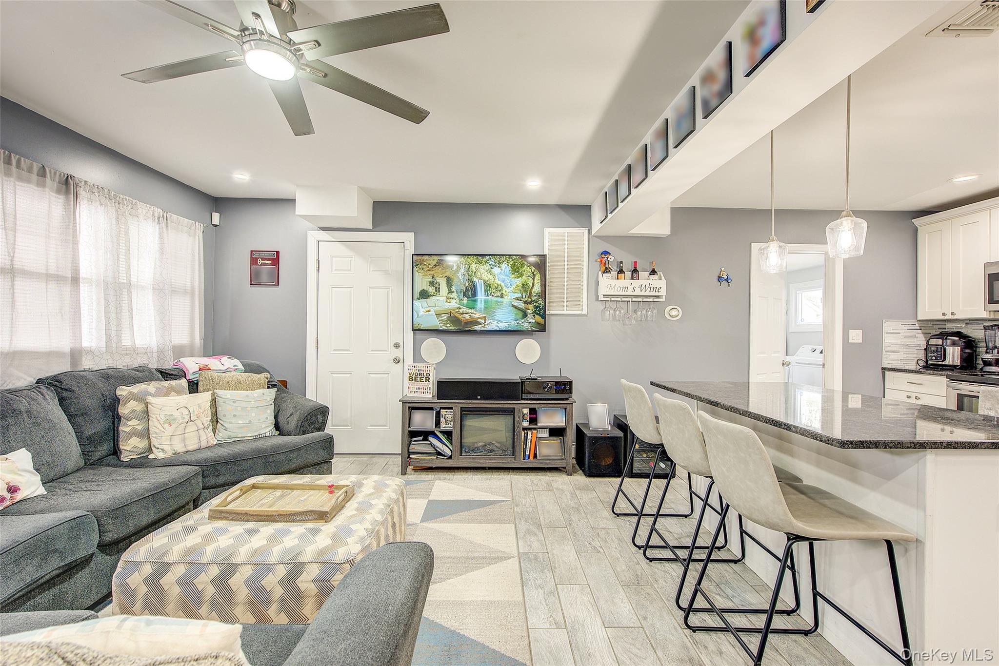 #7 photo, 1031 Jefferson Street, Baldwin , NY 11510