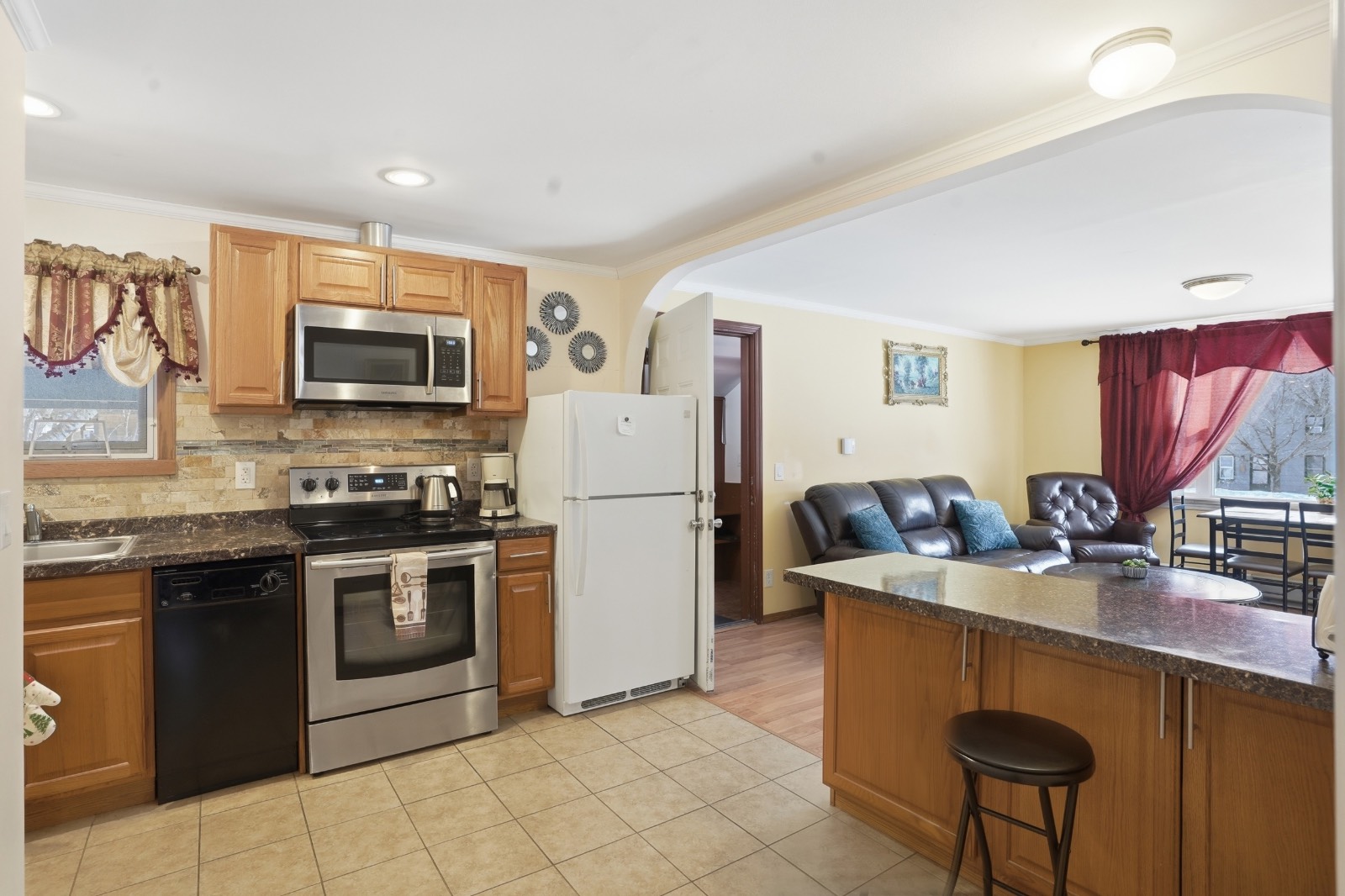 #17 photo, 8248 Main Street, Hunter , NY 12442