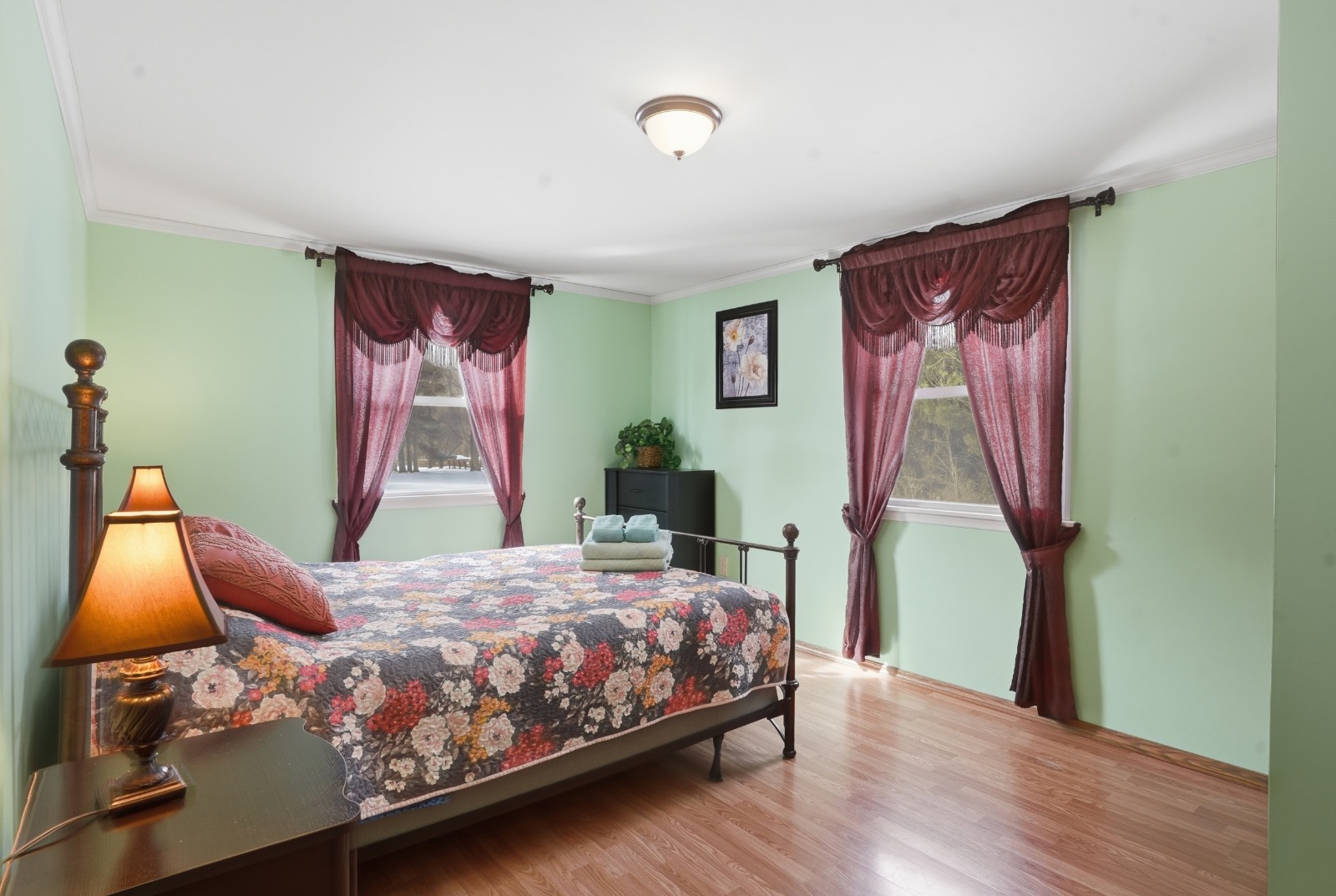 #25 photo, 8248 Main Street, Hunter , NY 12442