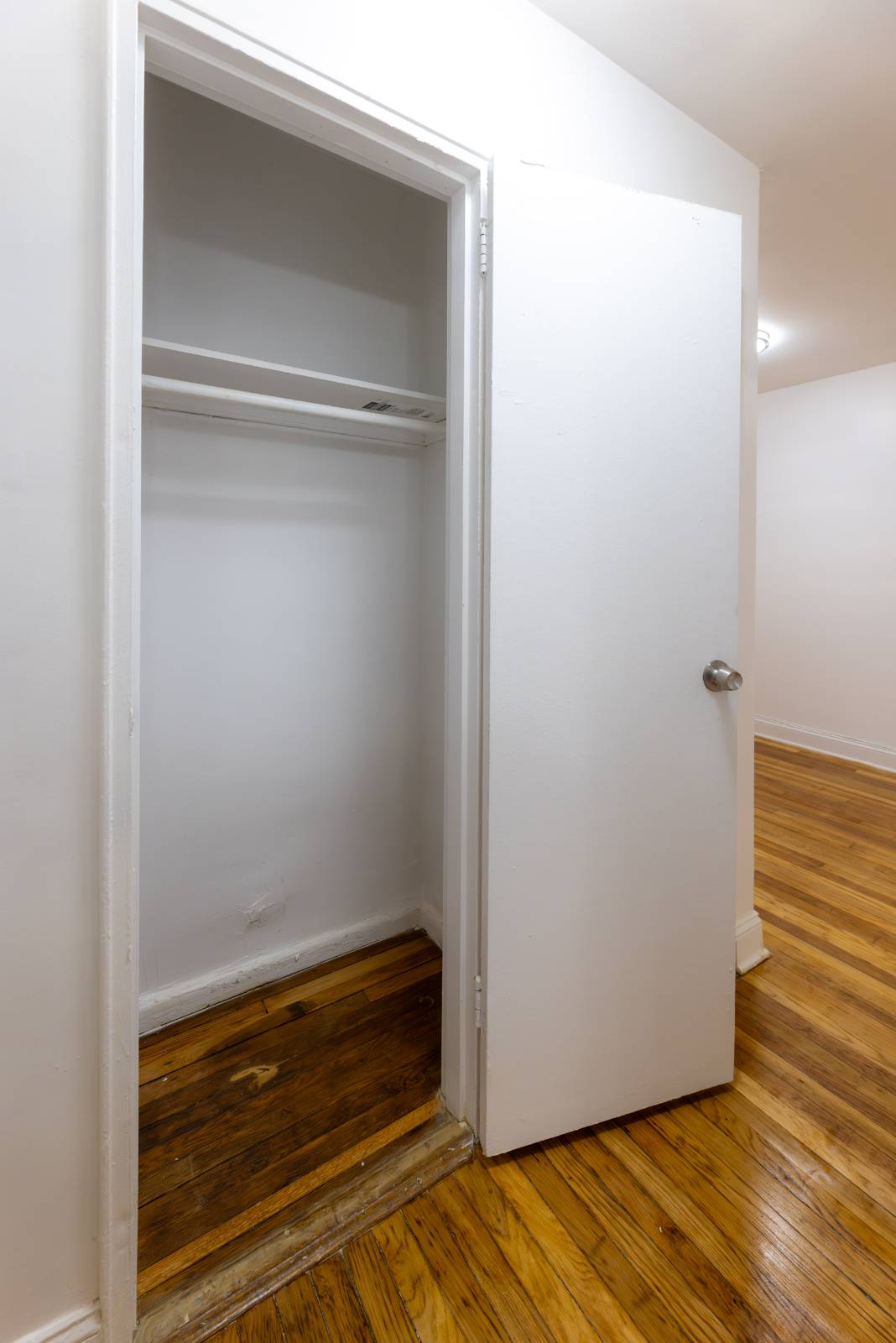 #14 photo, 131-11 Kew Gardens Road, #4E, كوينز Richmond Hill , NY 11418