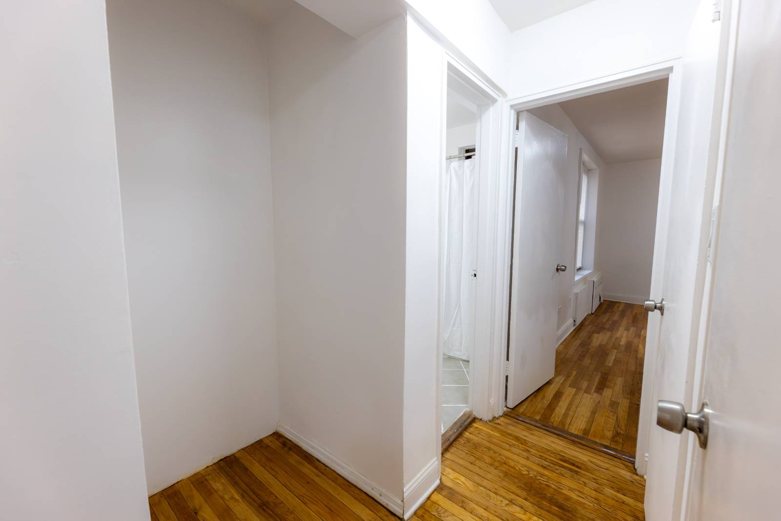 #8 photo, 131-11 Kew Gardens Road, #4E, كوينز Richmond Hill , NY 11418