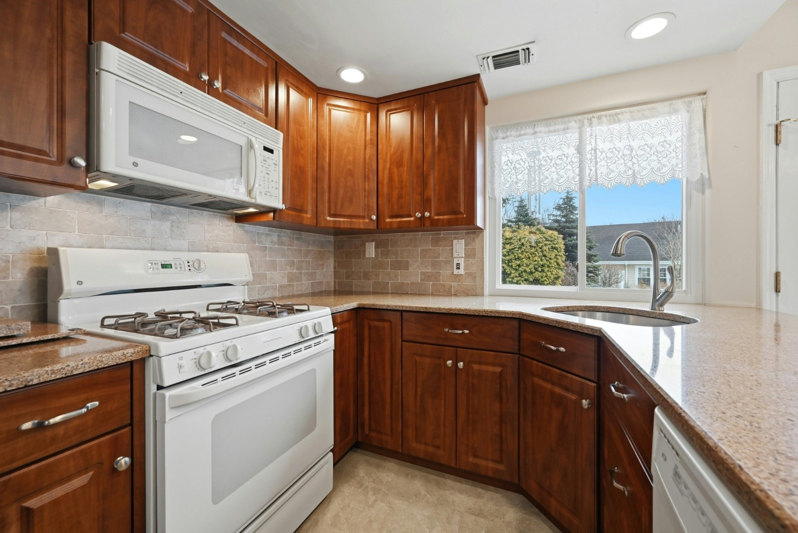 #12 photo, 2 Kismet Court, Ridge , NY 11961