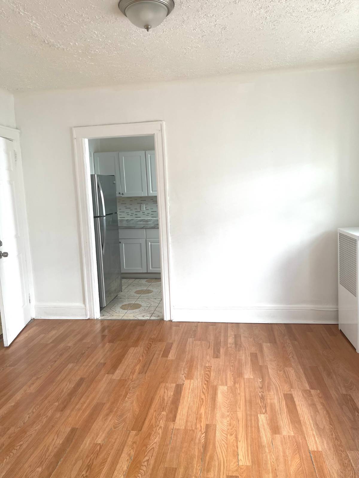 #4 photo, 91-26 183 st, hollis , NY 11423