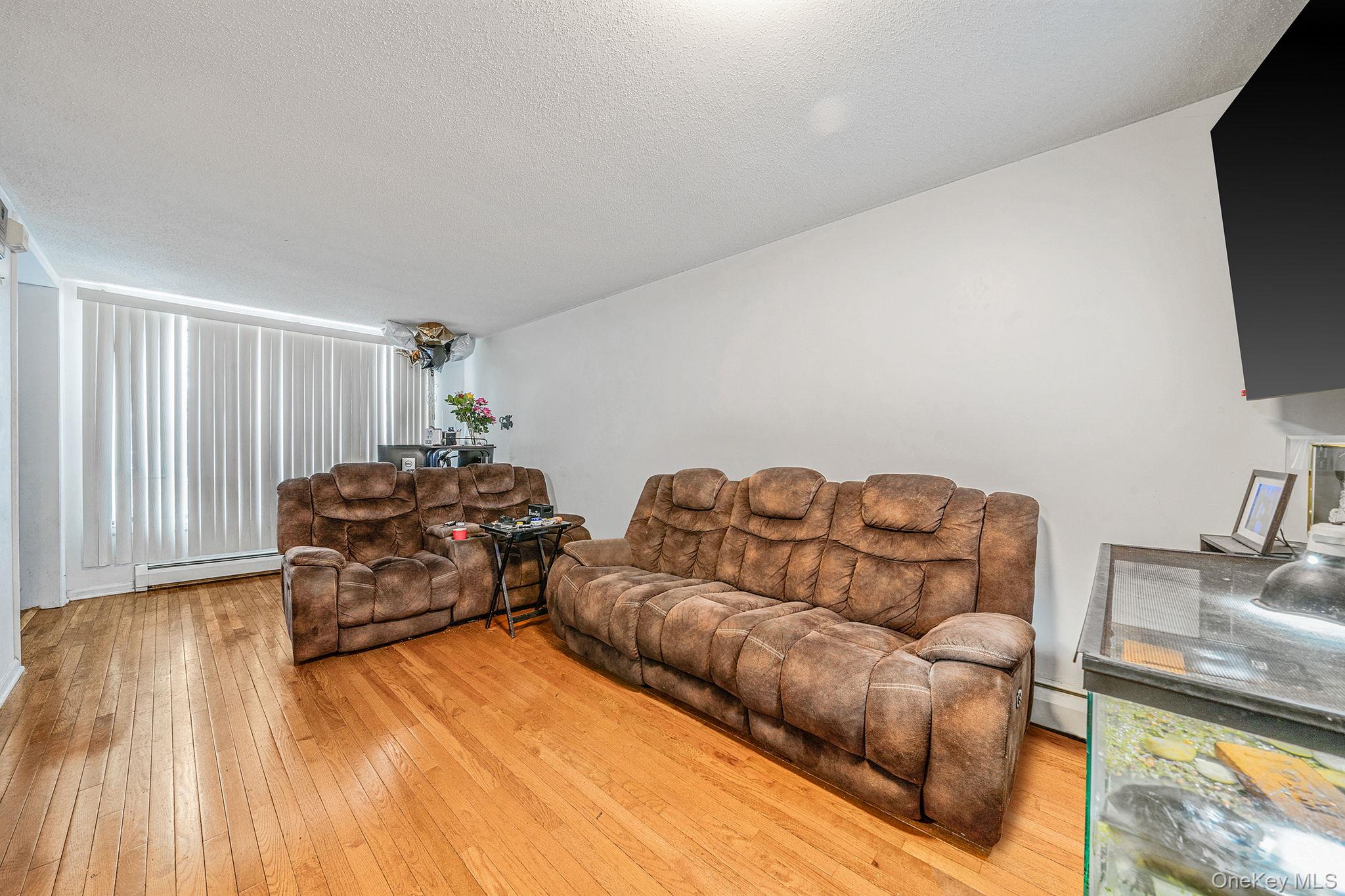 #16 photo, 485 Essex Street, Brooklyn , NY 11208