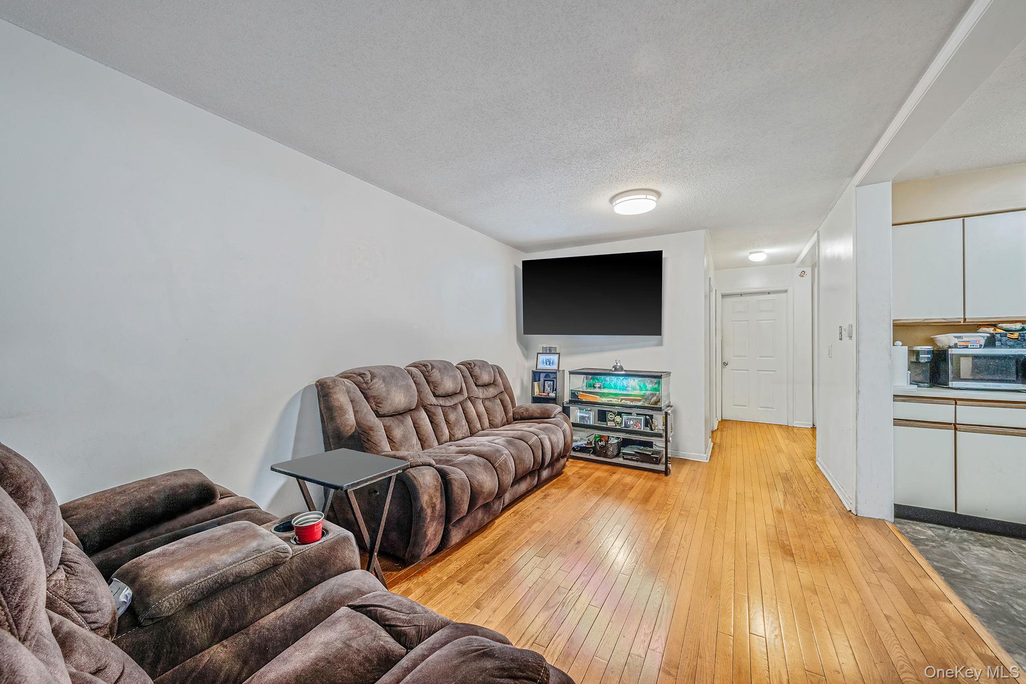 #17 photo, 485 Essex Street, Brooklyn , NY 11208