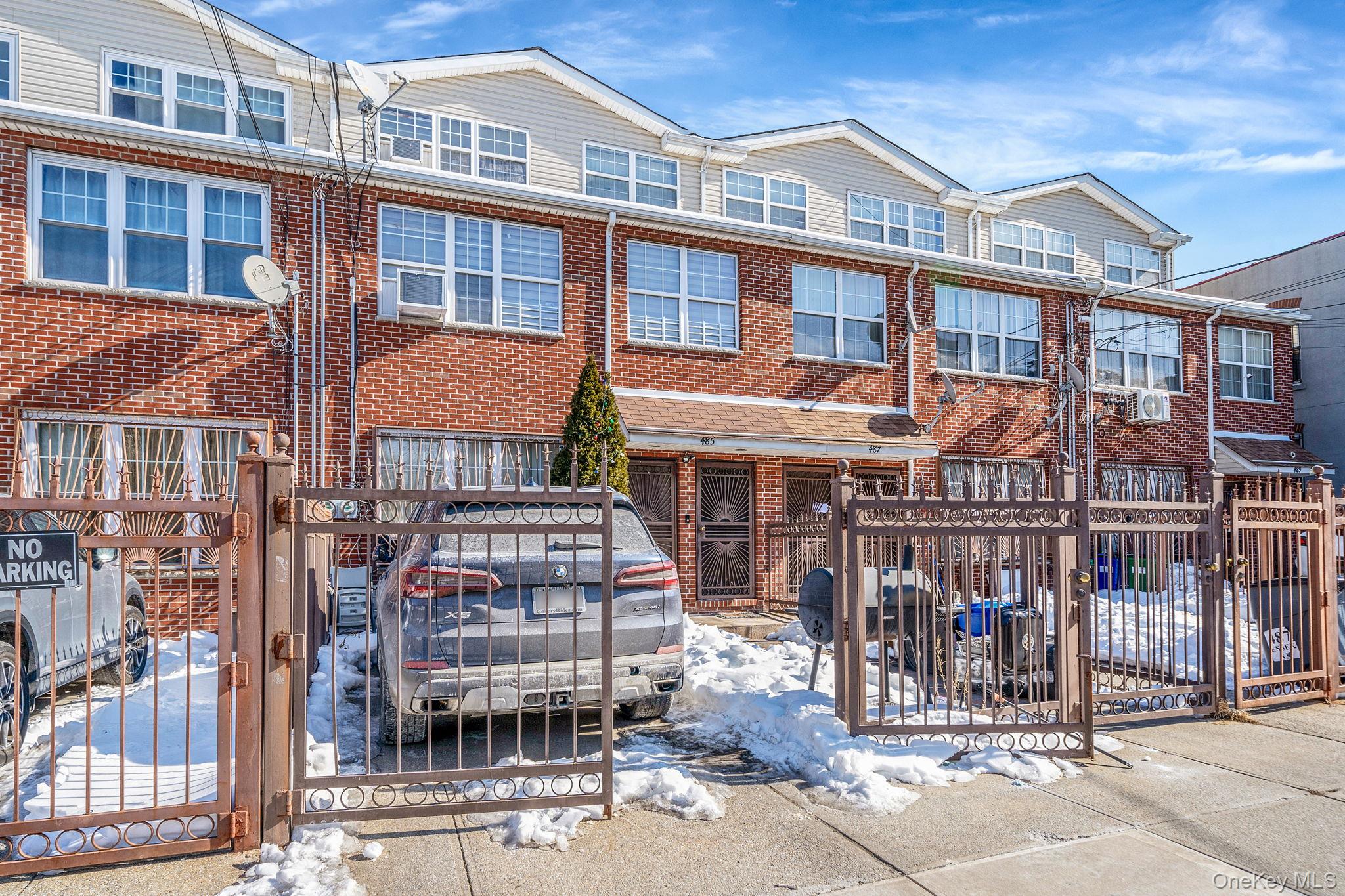 #2 photo, 485 Essex Street, Brooklyn , NY 11208