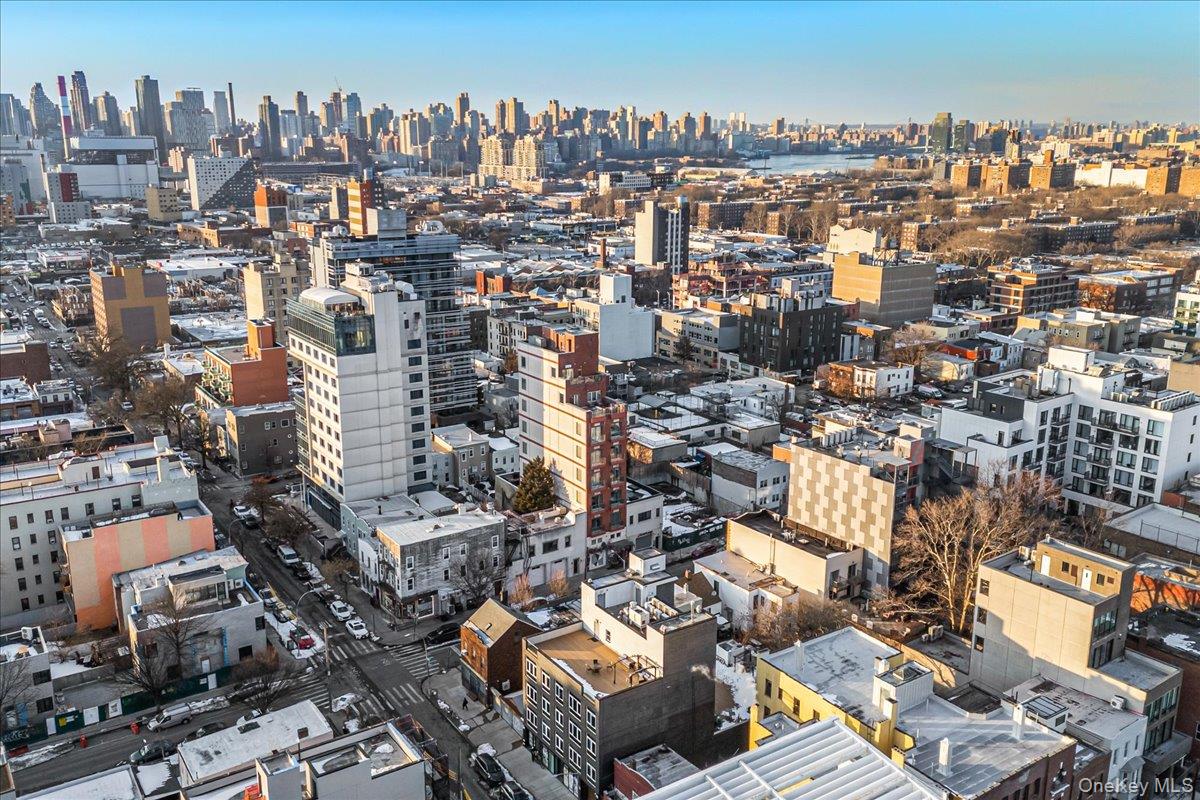 #2 photo, 2809 39th Avenue, Long Island City , NY 11101