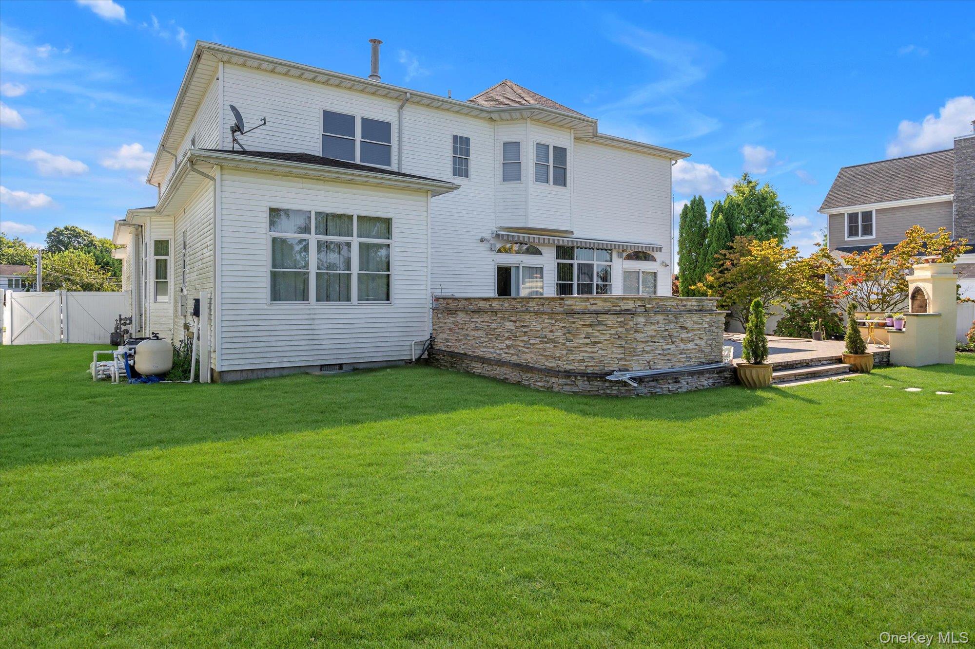 #17 photo, 408 River Avenue, सफ़ोक काउंटी Patchogue , NY 11772